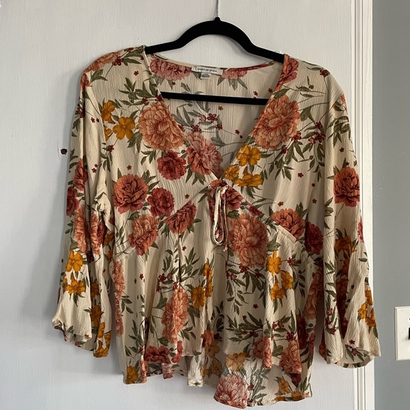 American Eagle Outfitters Tops - Floral blouse